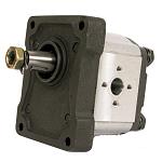 UM70021    Main Hydraulic Pump---Replaces 3539858M91