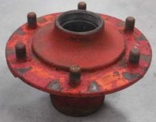 UFF0072U    Used Front Wheel Hub---Replaces D5NN1104A